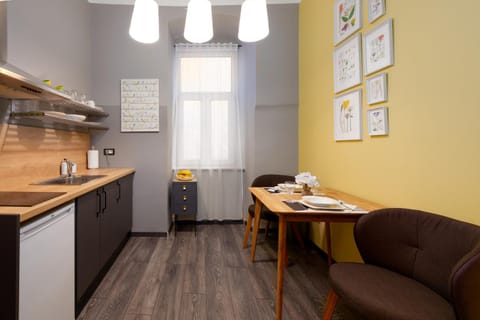 Kitchen or kitchenette