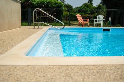 Pool view, Swimming pool, sunbed