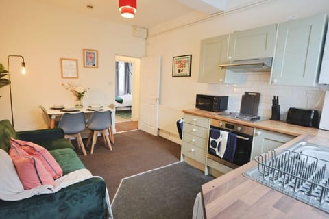 Two bedroom flat in St Michael's Hill Apartment in Bristol