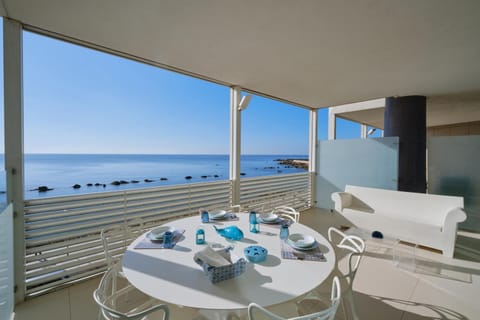 Balcony/Terrace, Balcony/Terrace