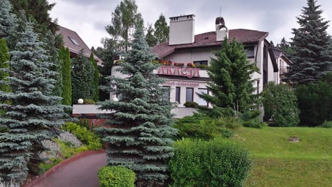 Property building, Summer