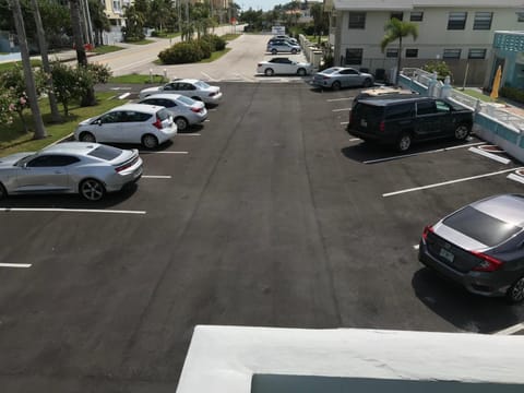 Ocean Villas of Deerfield Hotel in Deerfield Beach