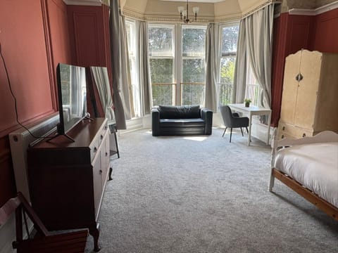 The Newcastle Residence Cozy & Modern Flats in The Park Estate Apartment in Nottingham