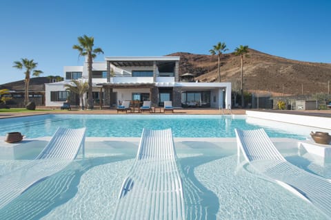 Solarium, Swimming pool