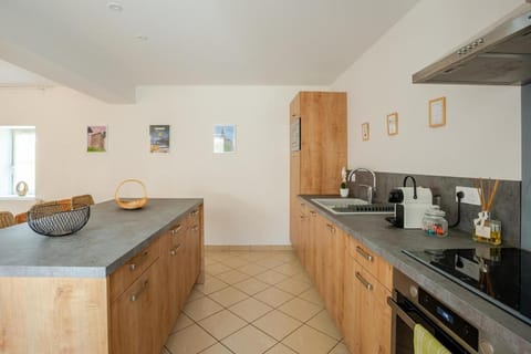 Gîte des Chaumottes, meublé avec terrasse Apartment in Autun