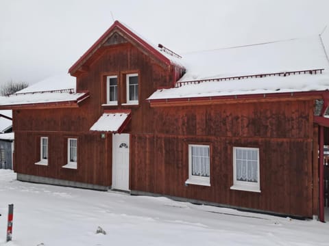 Property building, Winter