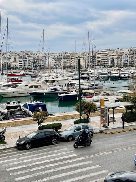 Neighbourhood, Sea view, Street view, Location