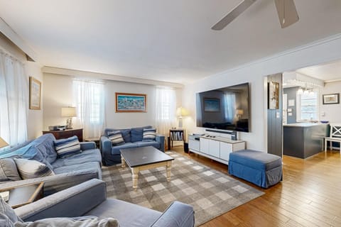 Ann Acres --- 21069 Elizabeth Ave. House in Dewey Beach