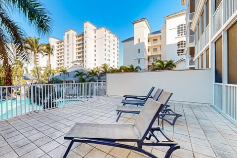 Paradise Palms Apartment in Vanderbilt Beach