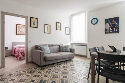 Famiglia 60MQ Giallo Milano Mxp Laghi Apartment in Somma Lombardo