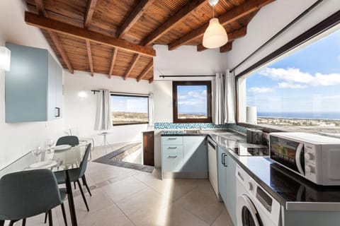View (from property/room), View (from property/room), Lake view, Lake view, Sea view, Sea view
