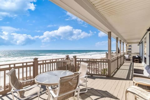 Patio, View (from property/room), Balcony/Terrace, Beach, Sea view