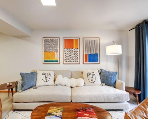 5 minute drive to Pearl Street - Best Neighborhood in Boulder House in Boulder