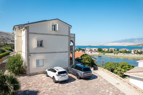 Villa Vujeva by Pag tours Apartment in Zadar County