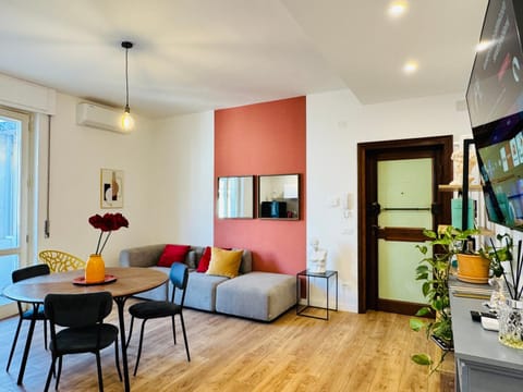 Maison Mansart Apartment in Pisa