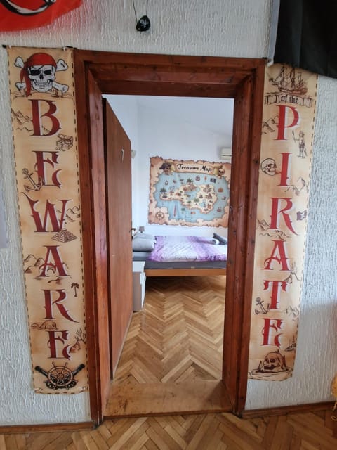 Pirate Backpackers Hostel in Ulcinj