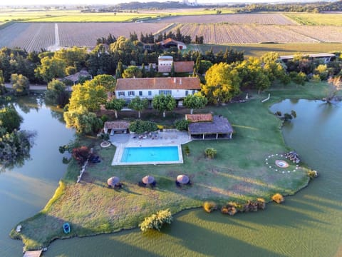 Property building, Bird's eye view, Garden, Garden, Garden view, Lake view, Pool view, Swimming pool, Swimming pool