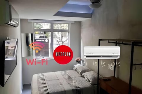 Flats proximo praia Copacabana posto 6 Apartment in Rio de Janeiro