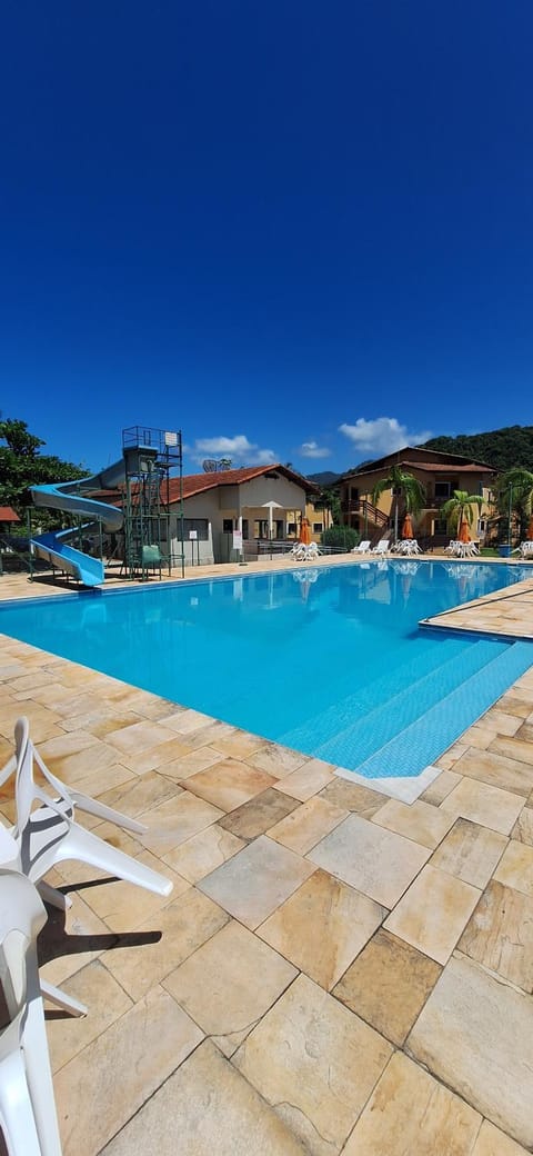 Pool view, Swimming pool, sunbed