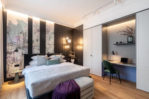 Bed, Photo of the whole room, Bedroom, wardrobe