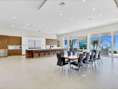 Eden - Iconic Beachfront Estate on Captiva House in Sanibel Island