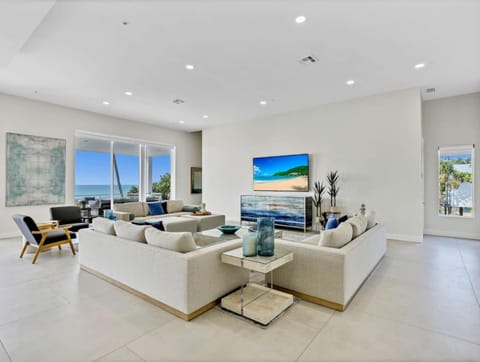 Eden - Iconic Beachfront Estate on Captiva House in Sanibel Island