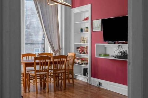 Free Parking - City Centre - The McCarty Apartment in Edinburgh