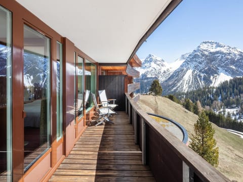 View (from property/room), Balcony/Terrace, Mountain view