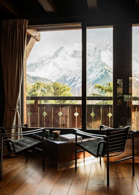 Seating area, Mountain view