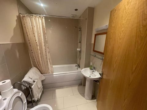 3 Bed Hse Esker Hills Golf Club 018 House in Ireland