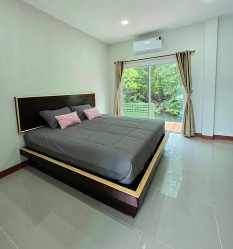 Aonang Riverside Home House in Krabi Changwat