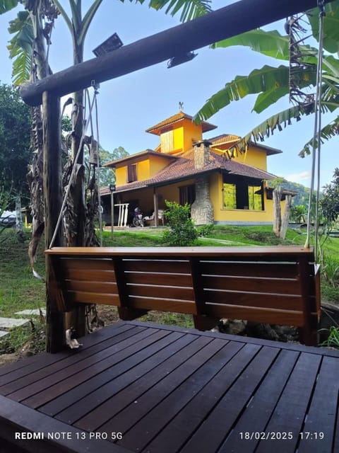 Property building, Garden, Garden view