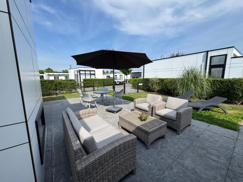 Breskens Chalet Zeeland-Haus Breskens mit Zaun Hausnr B067 House in Zeeland, Netherlands