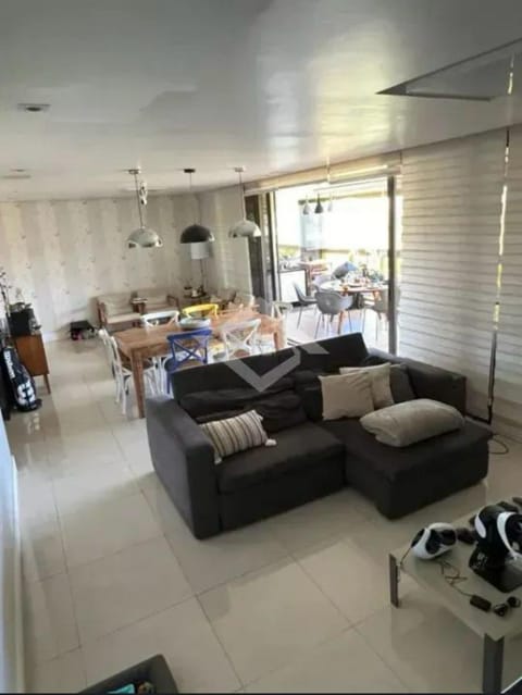 apartamento de luxo iraja Apartment in Rio de Janeiro