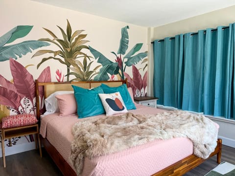 GameRoom! Golf Simulator! Beach! Movie Theater! House in Daytona Beach Shores