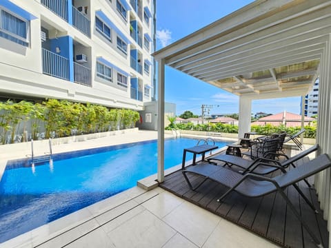 Property building, Swimming pool