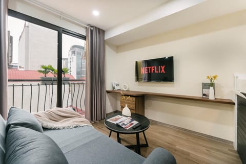 Living room, Photo of the whole room, Seating area