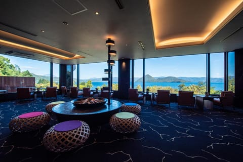 Seating area, Lake view