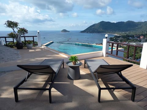 Patio, View (from property/room), Balcony/Terrace, Balcony/Terrace, Mountain view, Sea view, Swimming pool, sunbed