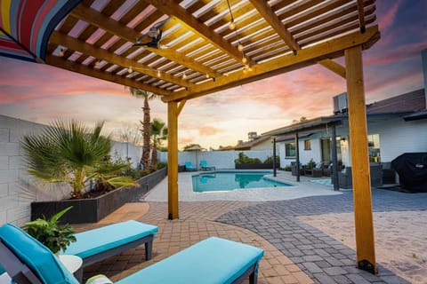 Delight McNair 3 King BR House in Tempe