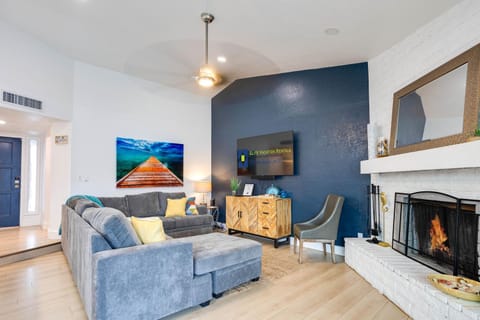 Delight McNair 3 King BR House in Tempe