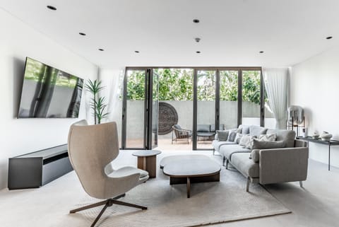 TV and multimedia, Living room