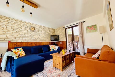 Pretty F4 house with loggia in Briançon House in Briançon