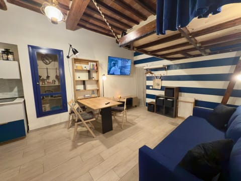 Bed, TV and multimedia, Photo of the whole room, Dining area, bunk bed