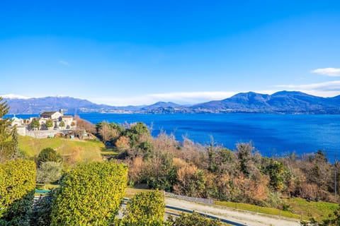 Lake view, Mountain view