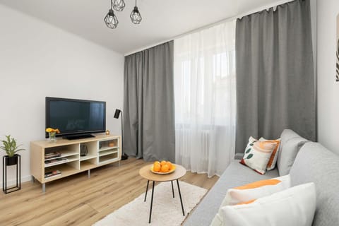 TV and multimedia, Seating area