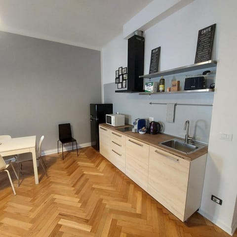 Coffee/tea facilities, Kitchen or kitchenette, Dining area, pet friendly, stove, toaster