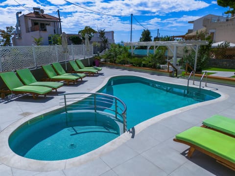 Lafeyra Hotel House in Limenaria