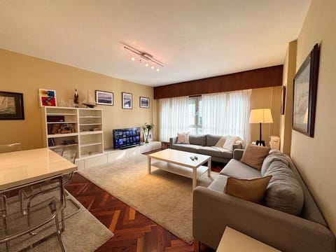 Central and Modern in the Port Apartment in Vigo