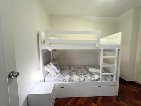 Central and Modern in the Port Apartment in Vigo